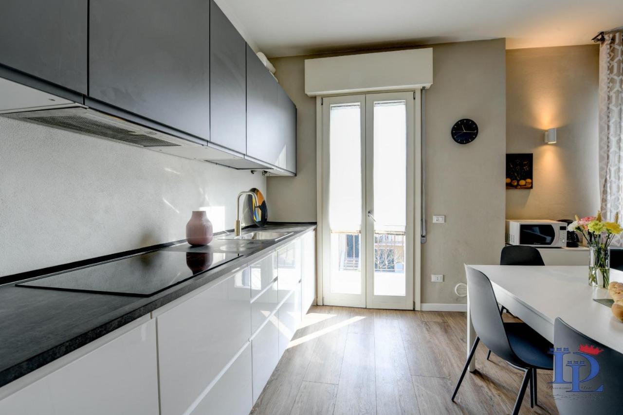 Desenzanoloft Official Partner Marriott Homes & Villas - Bacco Family Apartment Desenzano del Garda Dış mekan fotoğraf