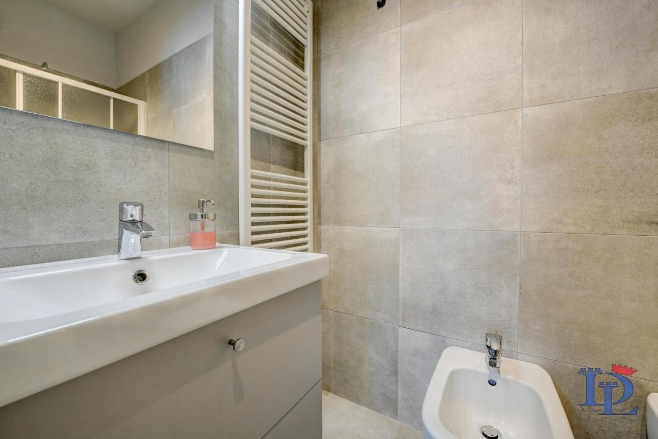 Desenzanoloft Official Partner Marriott Homes & Villas - Bacco Family Apartment Desenzano del Garda Dış mekan fotoğraf