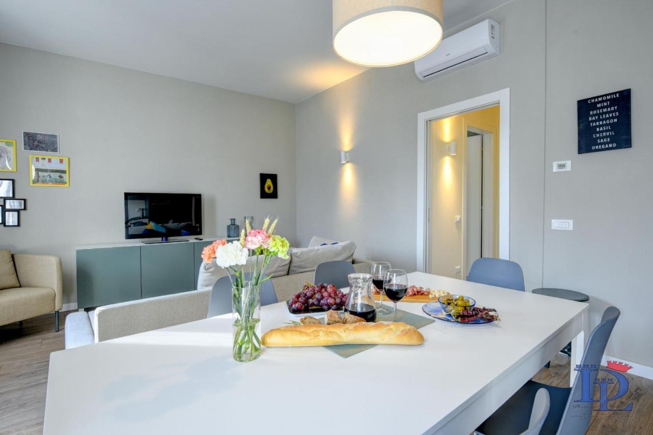 Desenzanoloft Official Partner Marriott Homes & Villas - Bacco Family Apartment Desenzano del Garda Dış mekan fotoğraf