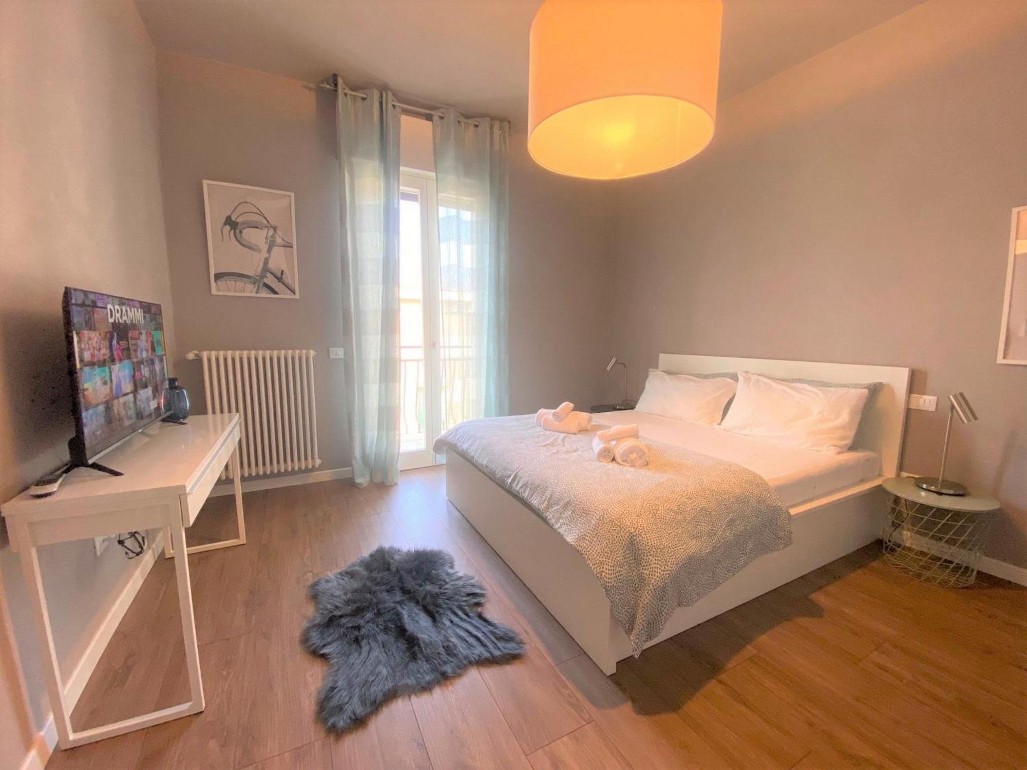 Desenzanoloft Official Partner Marriott Homes & Villas - Bacco Family Apartment Desenzano del Garda Dış mekan fotoğraf